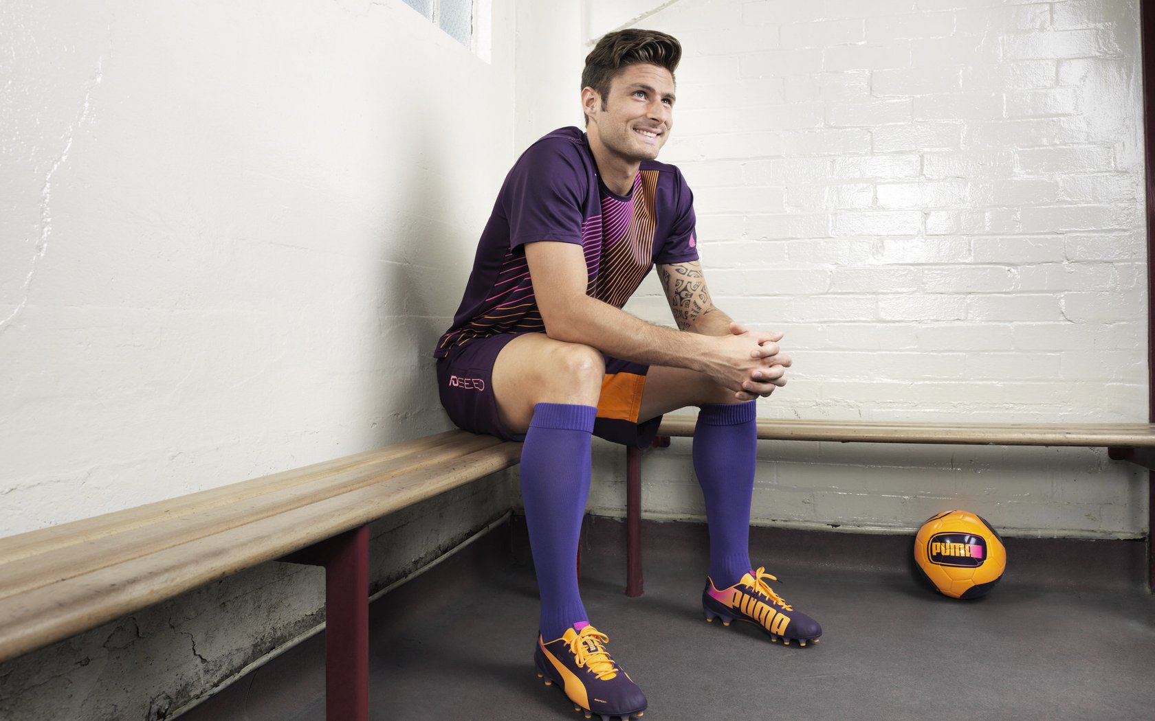 Doinb回归赛场,大胜首场状态亮眼,法国队观众沸腾!